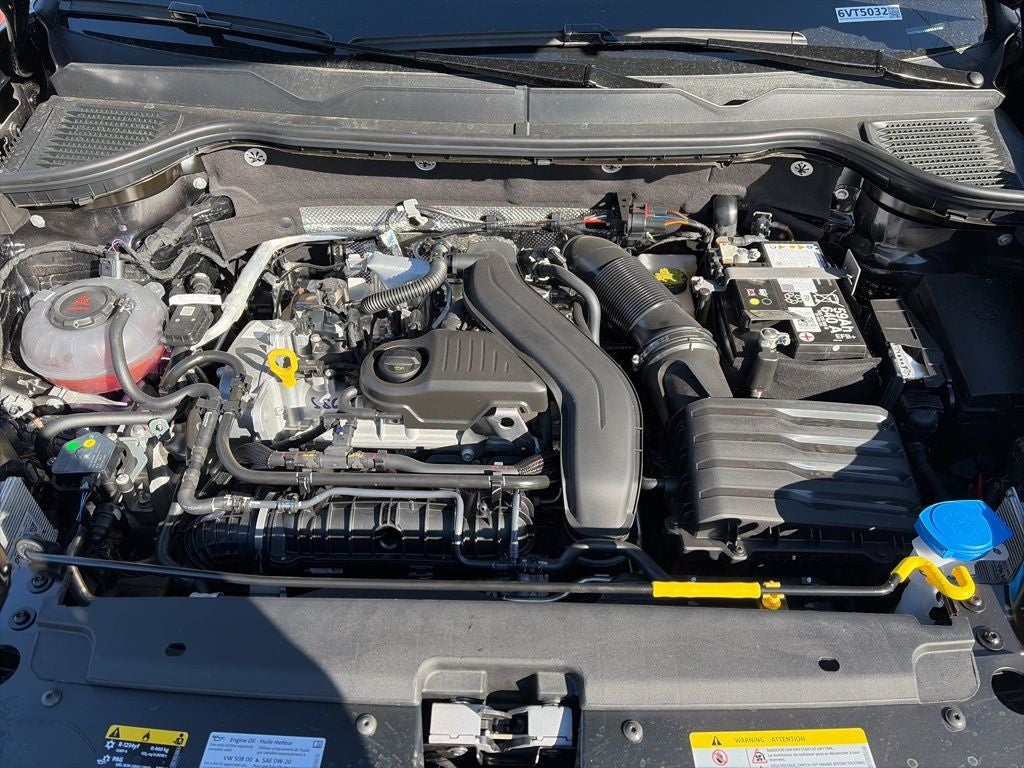 2026 Volkswagen Taos 1.5T SE Black