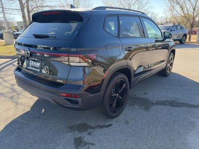 2026 Volkswagen Taos 1.5T SE Black