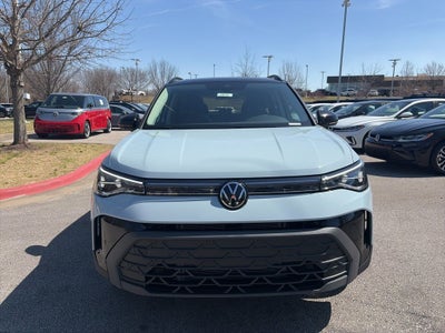 2026 Volkswagen Taos 1.5T SE Black