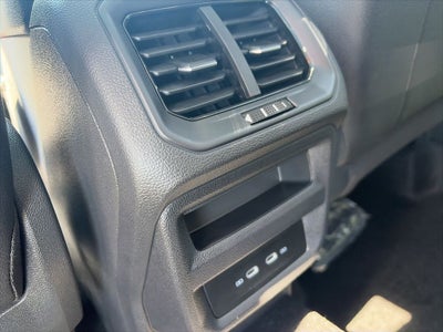 2026 Volkswagen Taos 1.5T SE Black