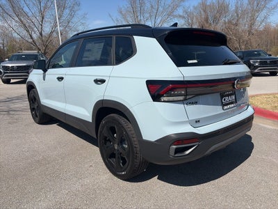 2026 Volkswagen Taos 1.5T SE Black