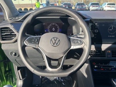 2026 Volkswagen Taos 1.5T SE Black