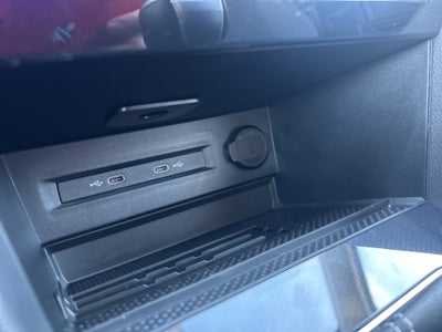 2026 Volkswagen Taos 1.5T SE Black