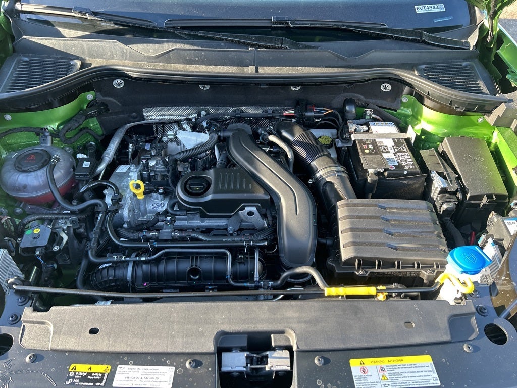 2026 Volkswagen Taos 1.5T SE Black