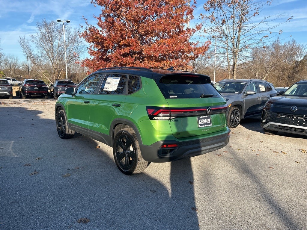 2026 Volkswagen Taos 1.5T SE Black