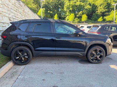2026 Volkswagen Taos 1.5T SE Black