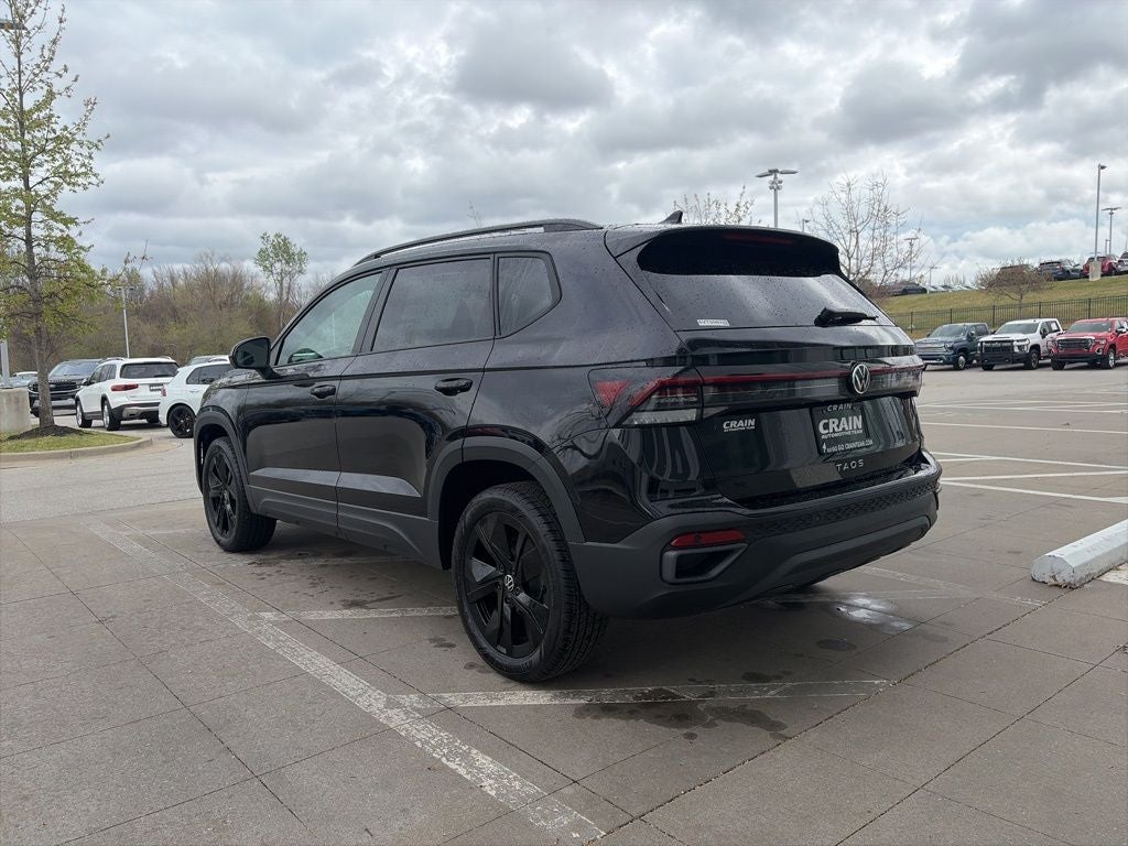 2026 Volkswagen Taos 1.5T SE Black
