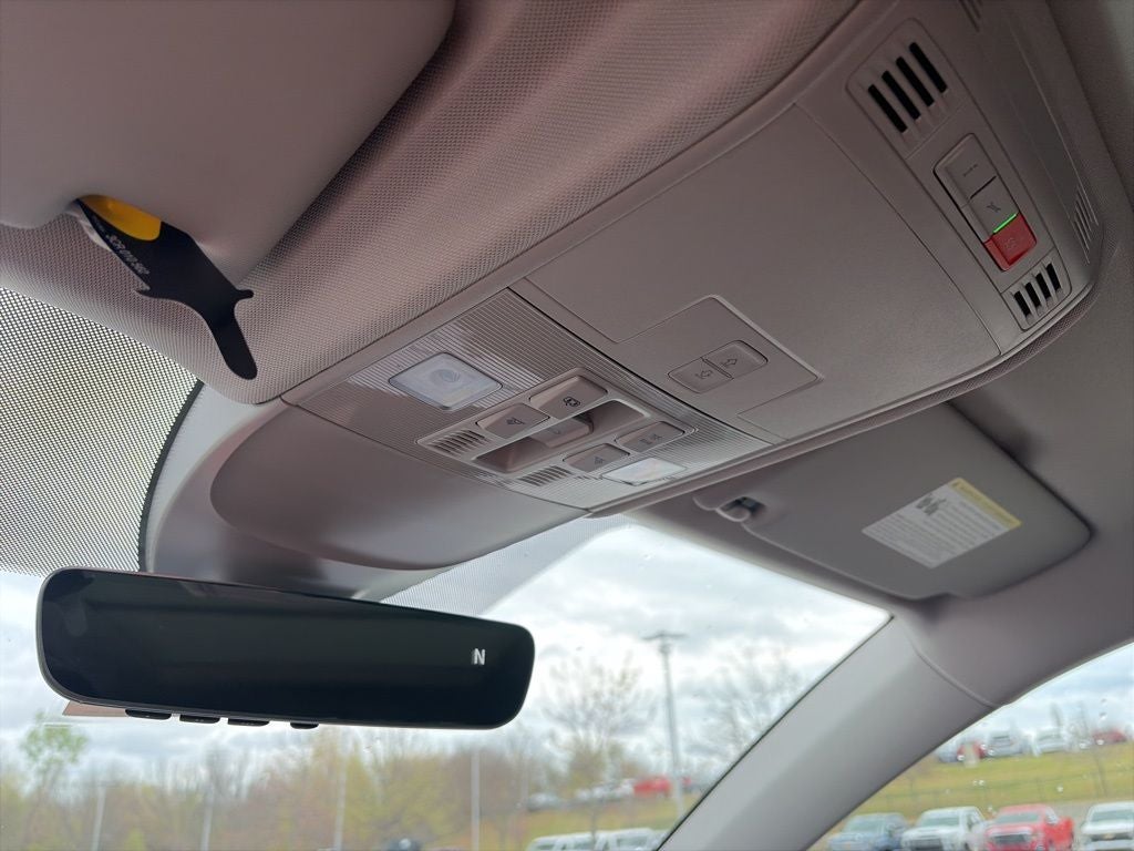 2026 Volkswagen Taos 1.5T SE Black