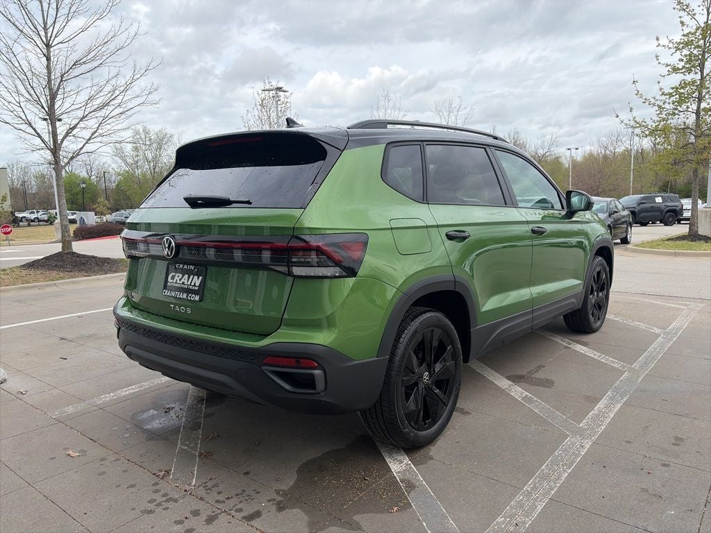 2026 Volkswagen Taos 1.5T SE Black