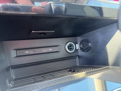 2026 Volkswagen Taos 1.5T SE Black