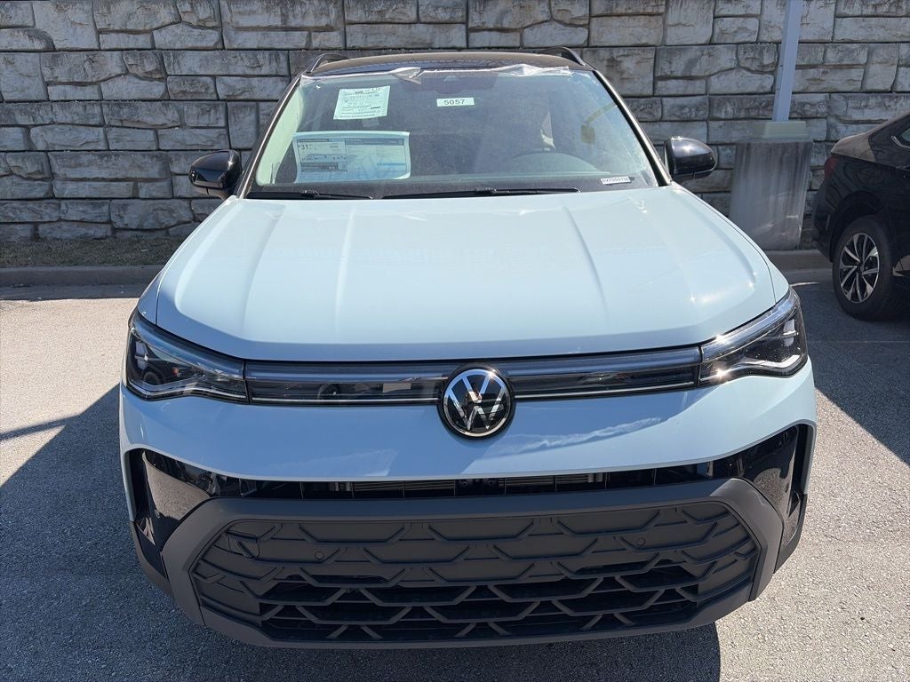 2026 Volkswagen Taos 1.5T SE Black