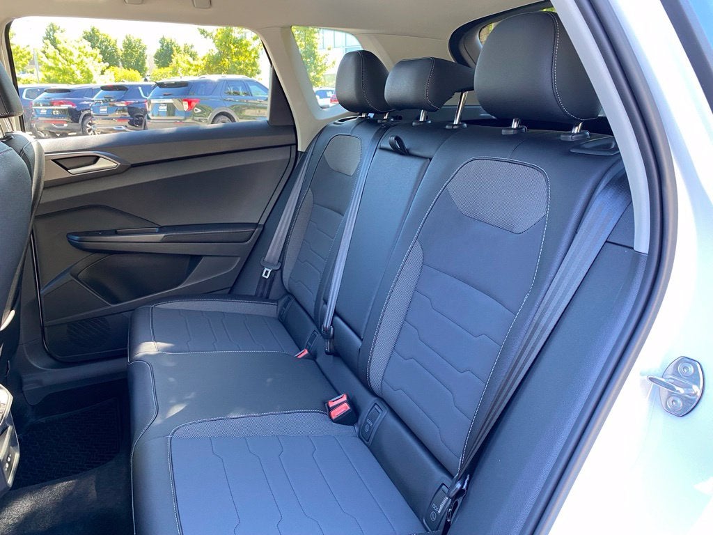 2027 Volkswagen Taos 1.5T SE Black