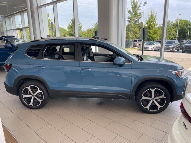 2025 Volkswagen Taos 1.5T SEL