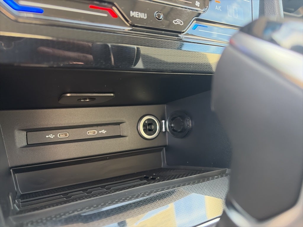 2026 Volkswagen Taos 1.5T SEL