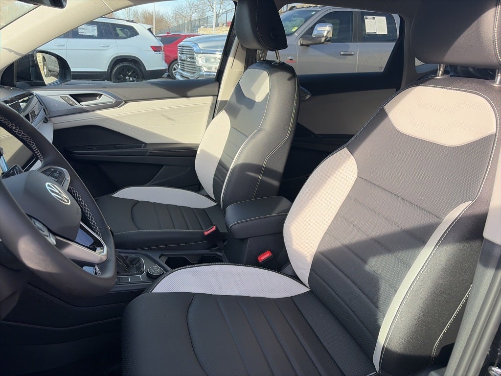 2026 Volkswagen Taos 1.5T SEL