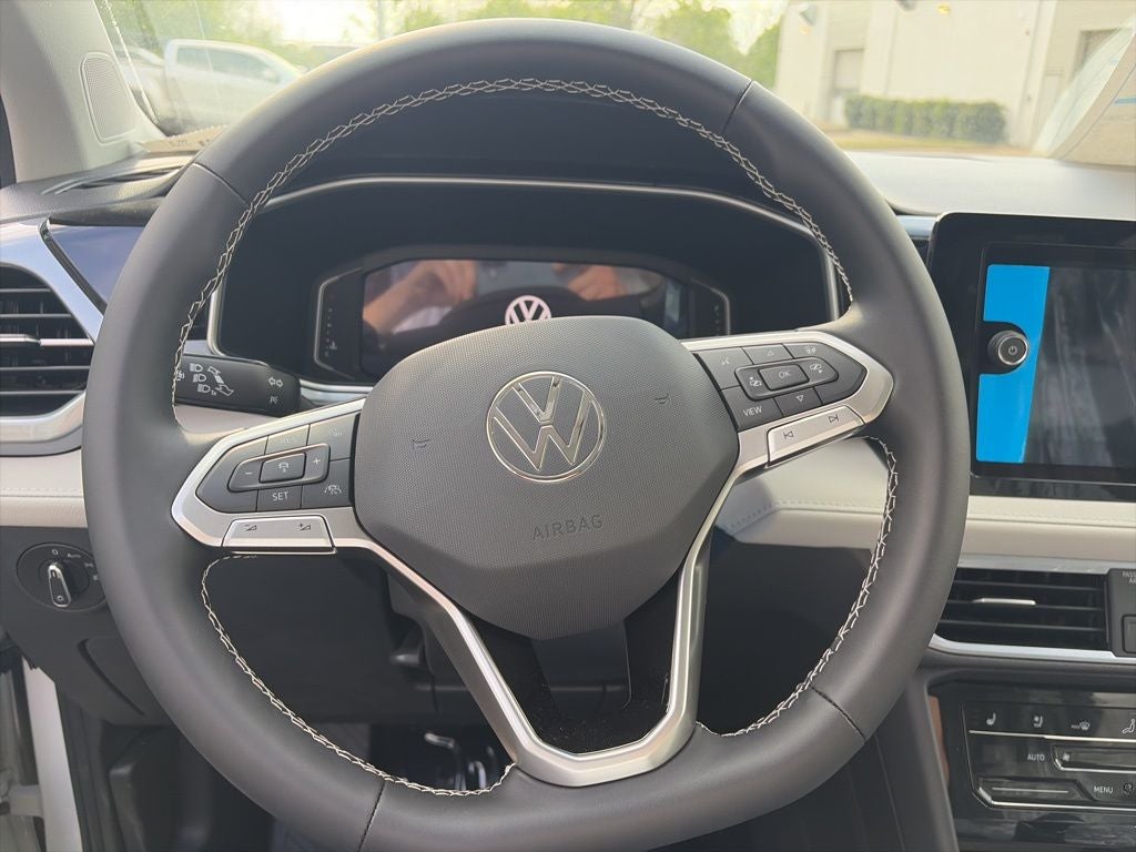 2026 Volkswagen Taos 1.5T SEL