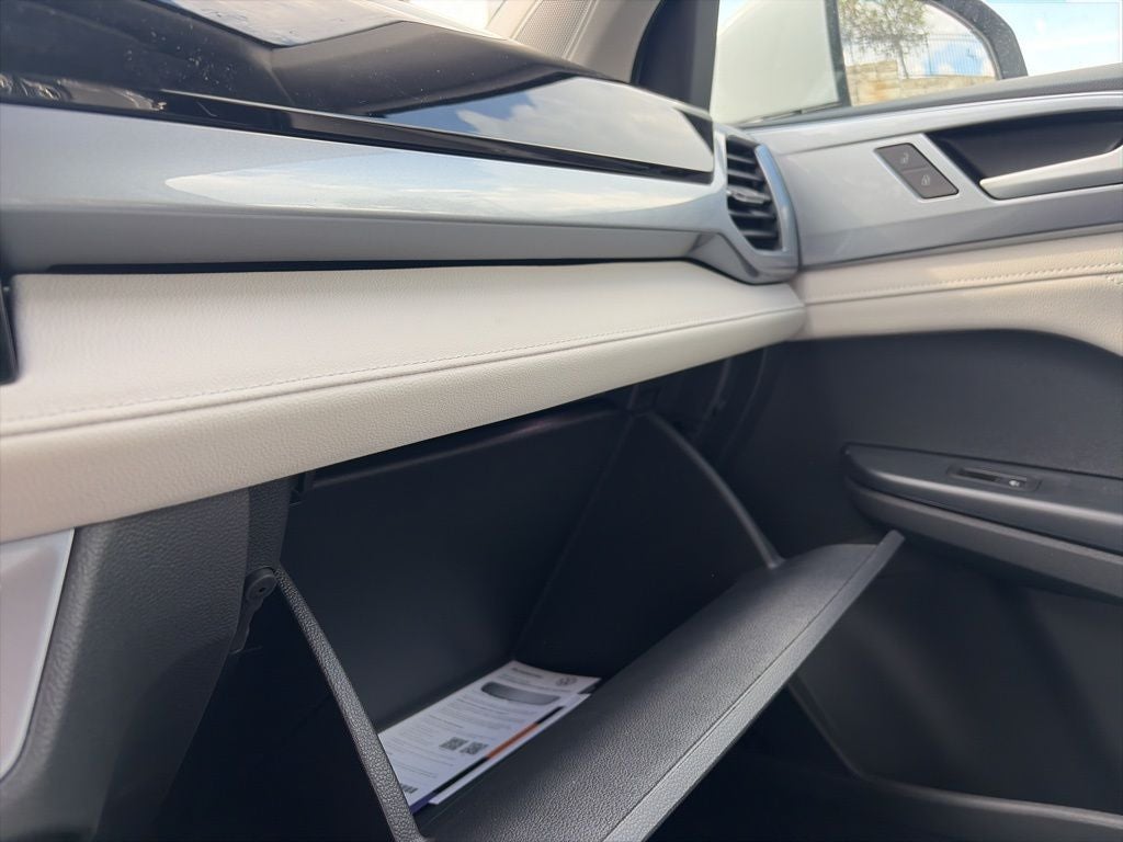 2026 Volkswagen Taos 1.5T SEL