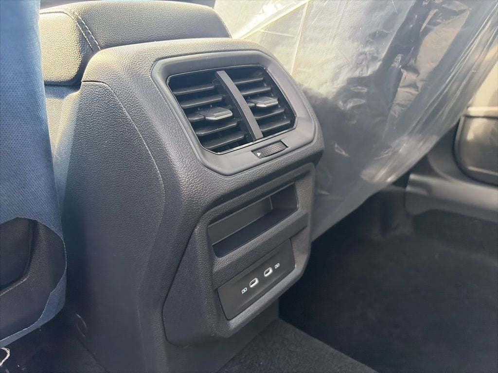 2026 Volkswagen Taos 1.5T SEL