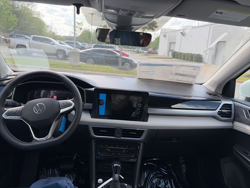 2026 Volkswagen Taos 1.5T SEL