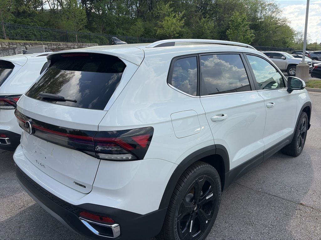 2026 Volkswagen Taos 1.5T SEL