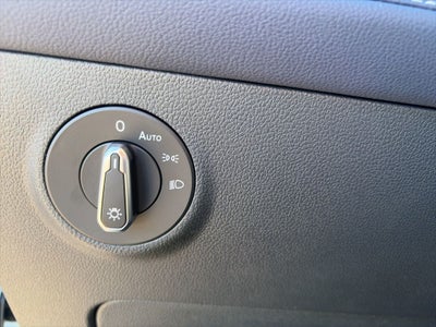 2026 Volkswagen Taos 1.5T SEL