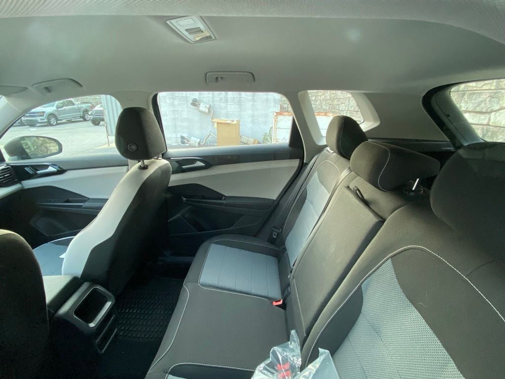 2025 Volkswagen Taos 1.5T S