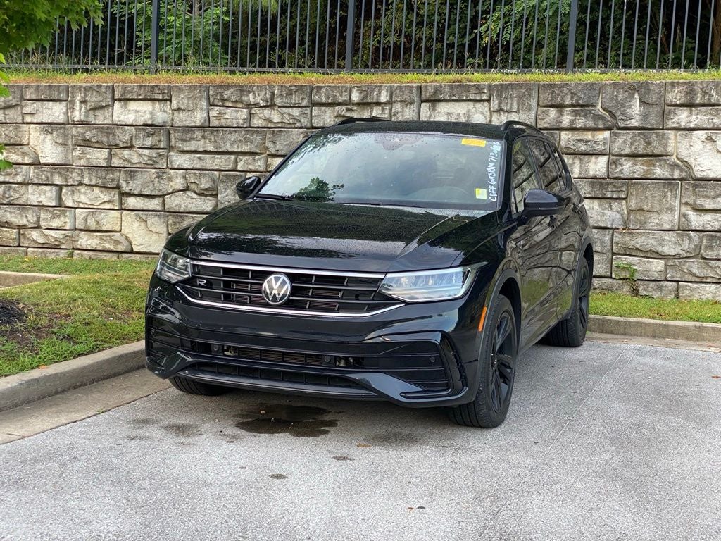 2024 Volkswagen Tiguan 2.0T SE R-Line Black
