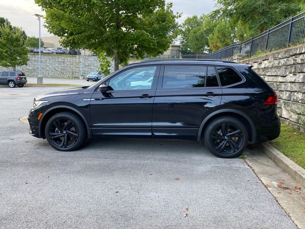 2024 Volkswagen Tiguan 2.0T SE R-Line Black