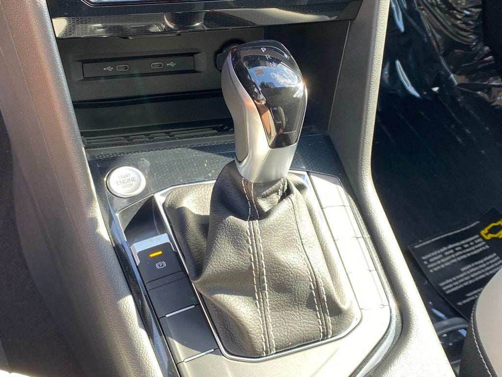 2027 Volkswagen Taos 1.5T SE