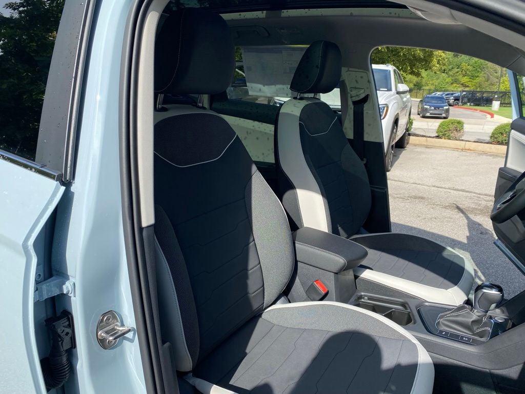 2027 Volkswagen Taos 1.5T SE