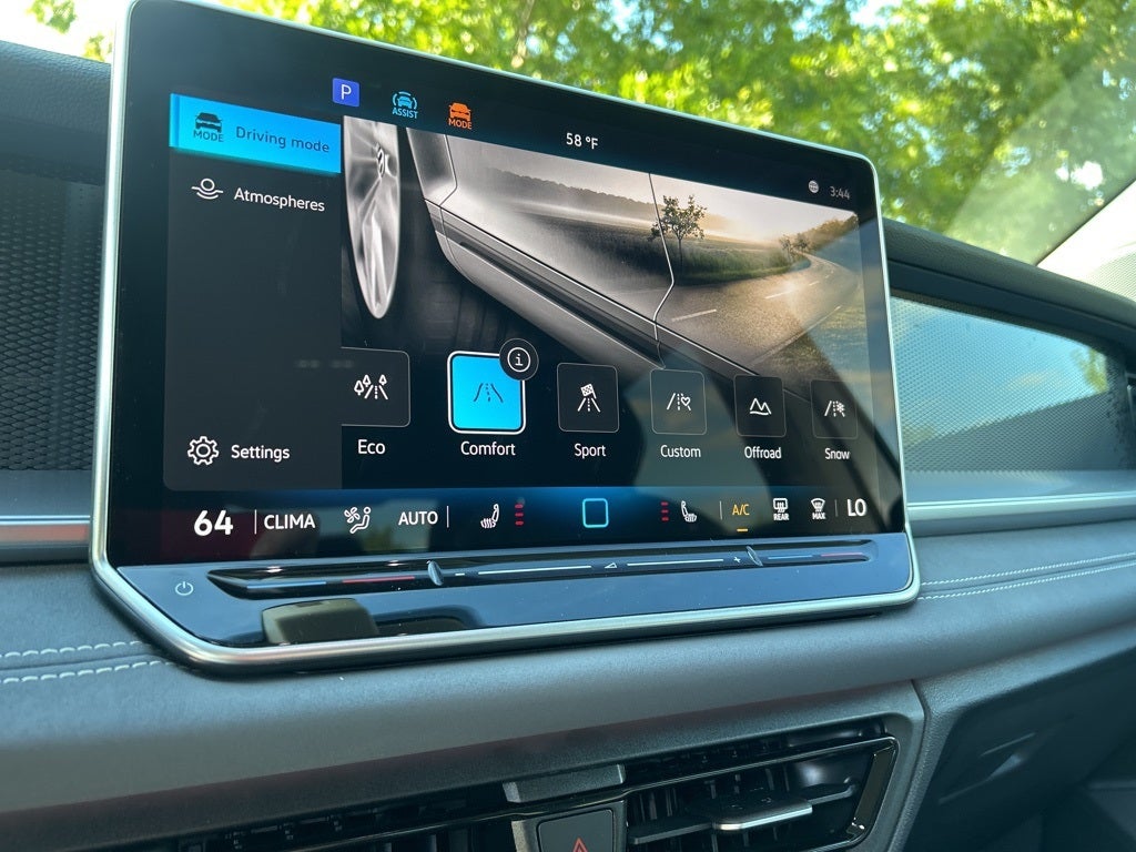 2026 Volkswagen Tiguan 2.0T SE