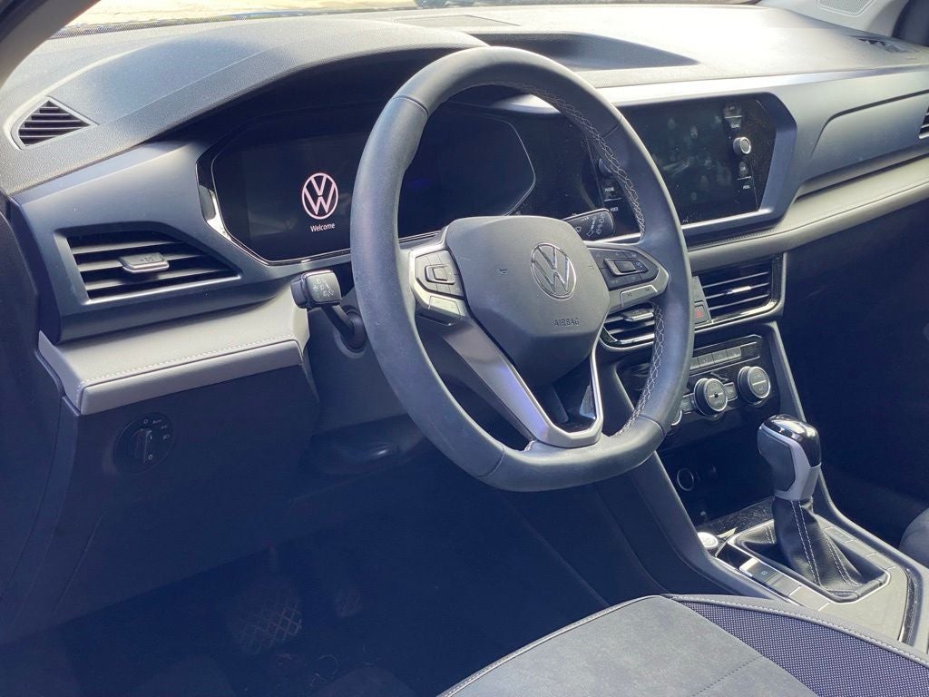 2024 Volkswagen Taos 1.5T SE