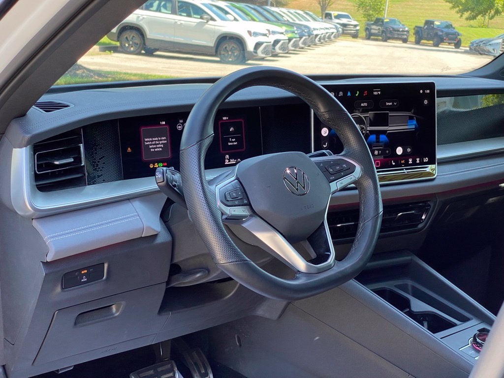 2025 Volkswagen Tiguan 2.0T SE R-Line Black