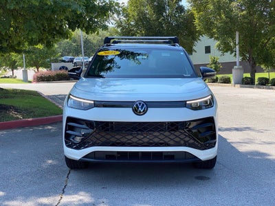 2025 Volkswagen Tiguan 2.0T SE R-Line Black