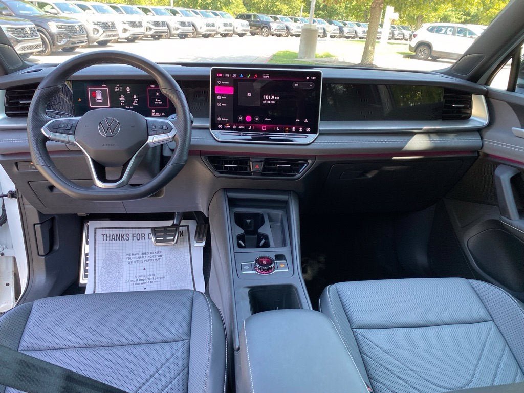 2025 Volkswagen Tiguan 2.0T SE R-Line Black