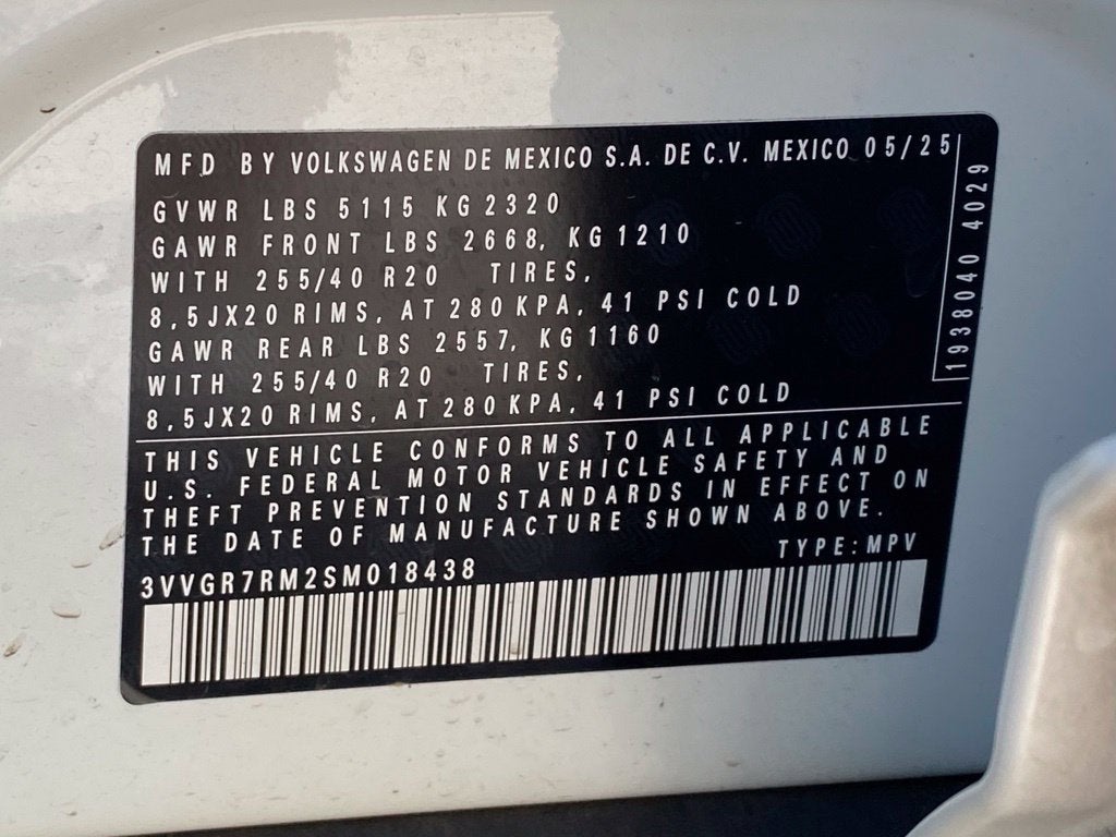 2025 Volkswagen Tiguan 2.0T SE R-Line Black