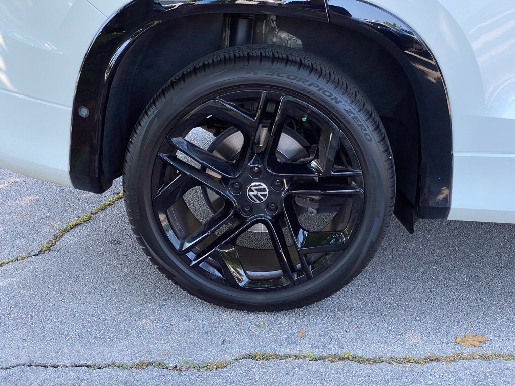 2025 Volkswagen Tiguan 2.0T SE R-Line Black