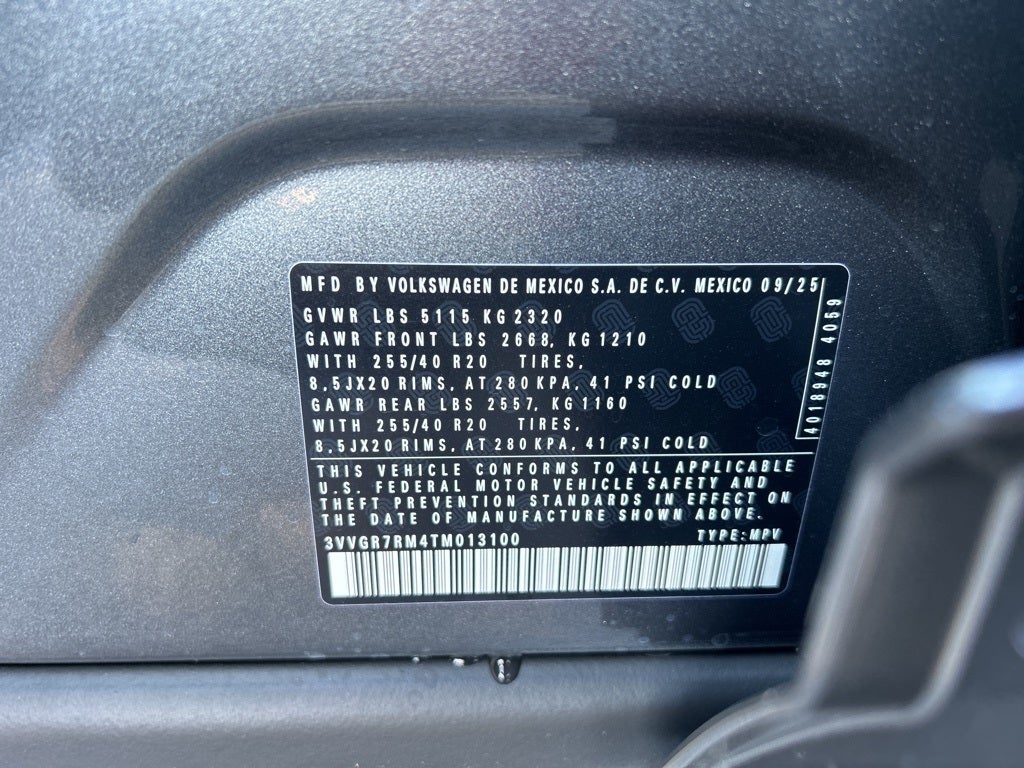 2026 Volkswagen Tiguan 2.0T SE R-Line Black