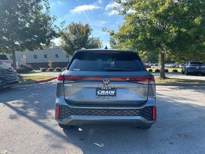 2026 Volkswagen Tiguan 2.0T SE R-Line Black
