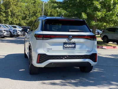 2026 Volkswagen Tiguan 2.0T SE R-Line Black