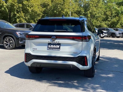2026 Volkswagen Tiguan 2.0T SE R-Line Black