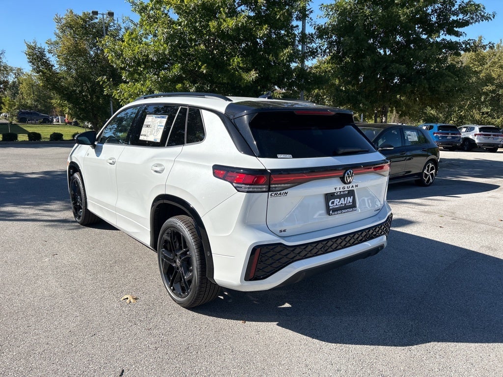 2026 Volkswagen Tiguan 2.0T SE R-Line Black