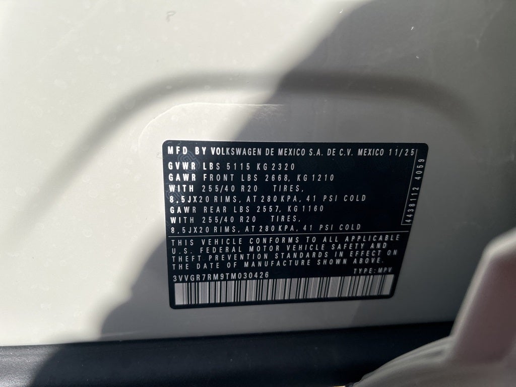 2026 Volkswagen Tiguan 2.0T SE R-Line Black