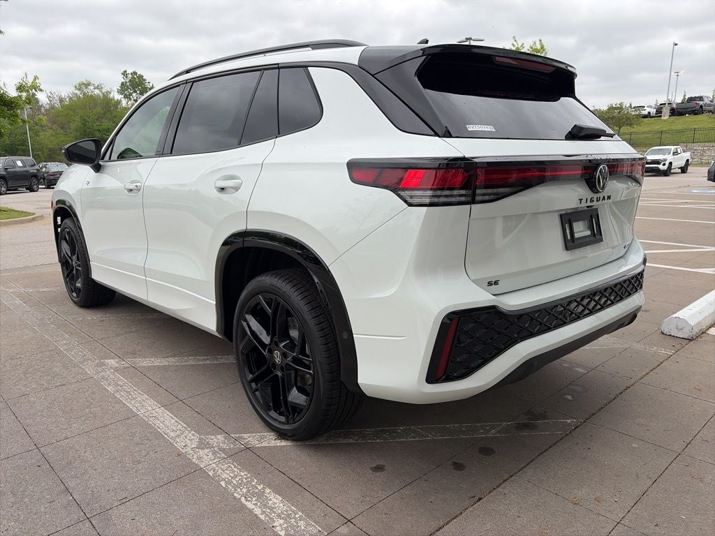 2026 Volkswagen Tiguan 2.0T SE R-Line Black