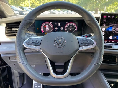2026 Volkswagen Tiguan 2.0T SE R-Line Black