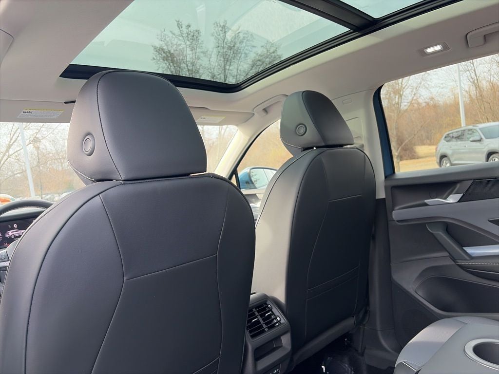 2026 Volkswagen Tiguan 2.0T SE