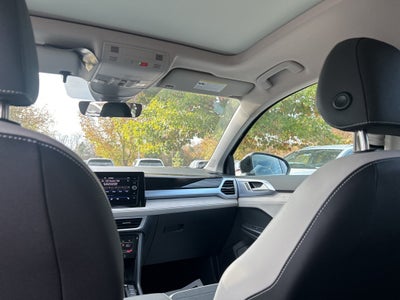 2025 Volkswagen Taos 1.5T SE