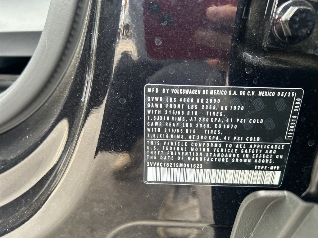 2025 Volkswagen Taos 1.5T SE