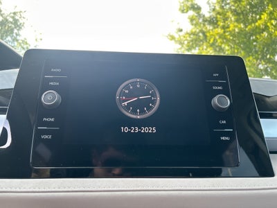 2025 Volkswagen Taos 1.5T SE