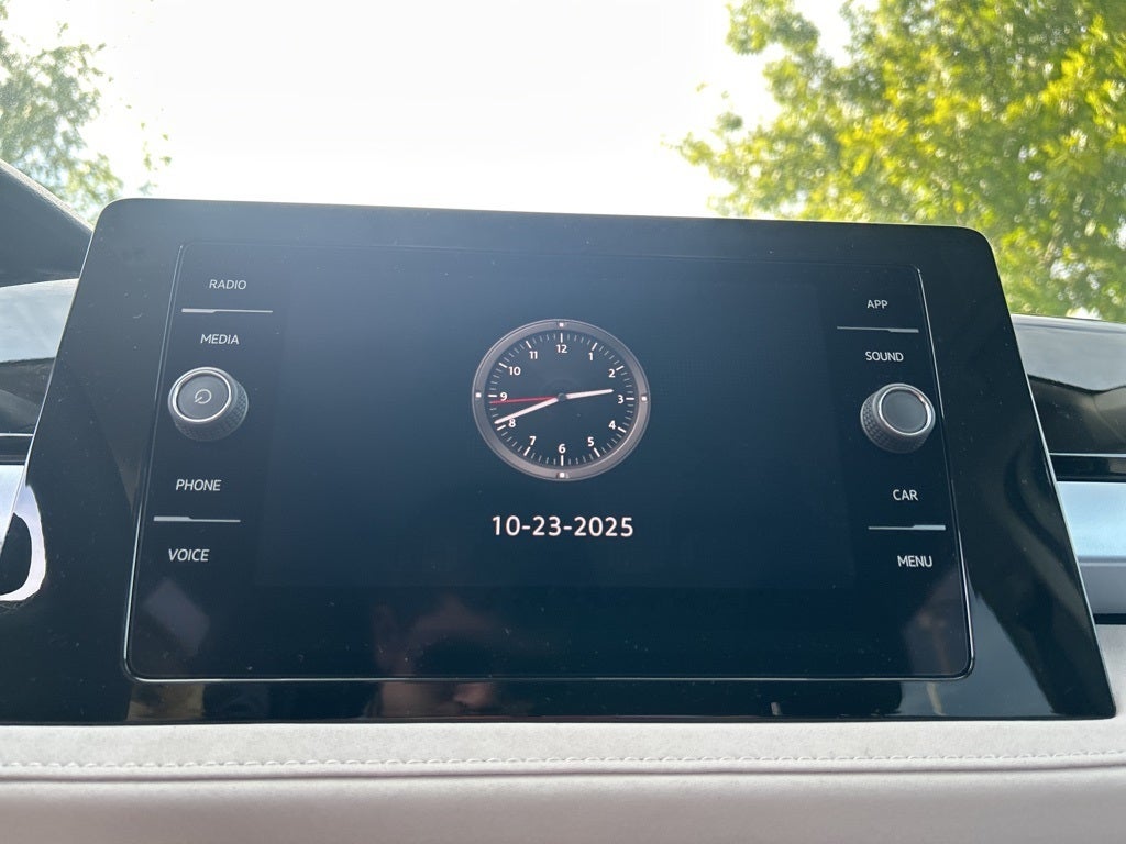 2025 Volkswagen Taos 1.5T SE